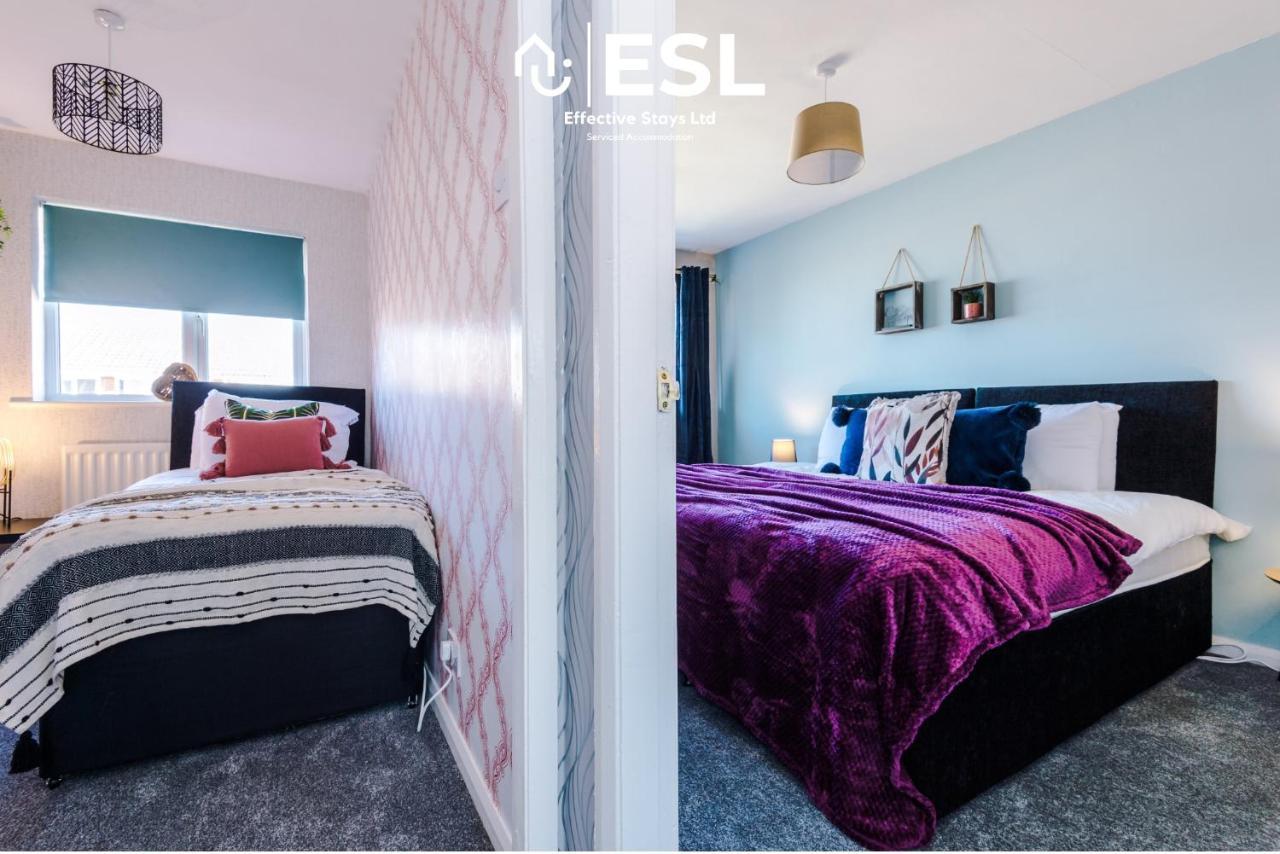 3 Bedroom House With Garden And Driveway Parking - Less Than 10 Mins From Chester City Centre エクステリア 写真